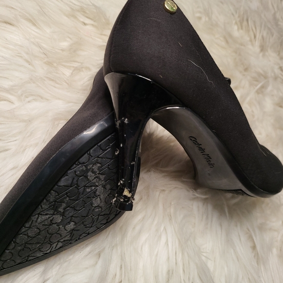 Black Calvin Klein Gayle High Heels, size 8 - Picture 5 of 5